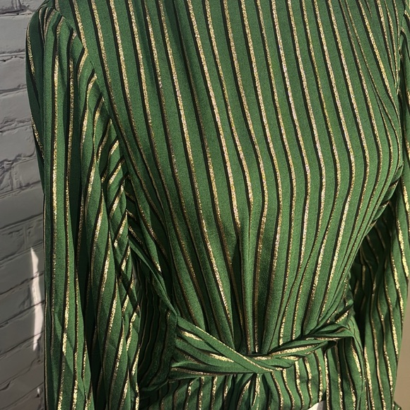 Green gold top by Seen Worn Kept - Picture 5 of 10